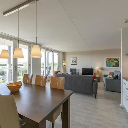 Apartment Beachside At Foot Of Dunes