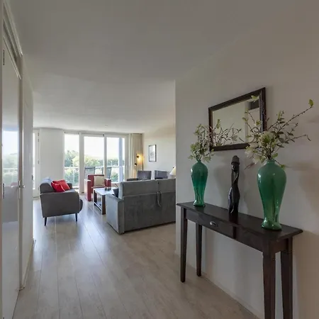 Beachside At Foot Of Dunes Apartment